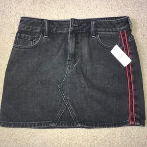 Cute black washed mini denim skirt and red stripes